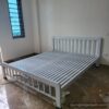 Hình ảnh giường sắt đơn 1m8 x 2m màu trắng